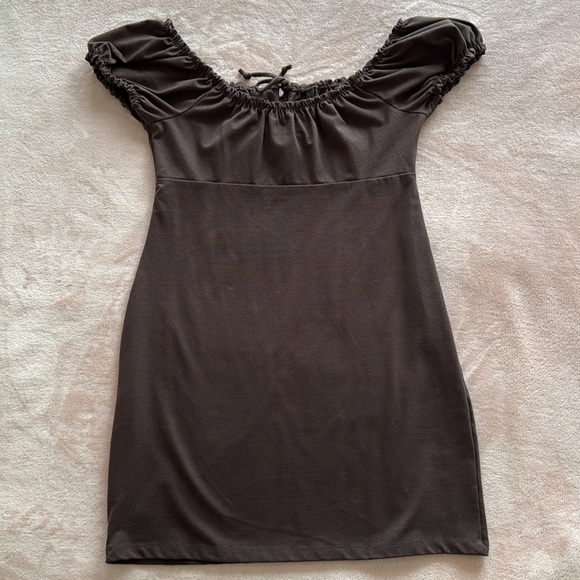 Brown Short Sleeve Peasant Dress (Size M) - Picture 3 of 3